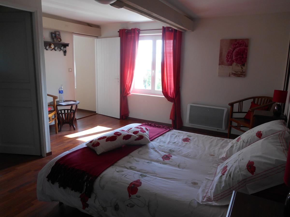Le Pressoir B&B Aydie Exteriör bild